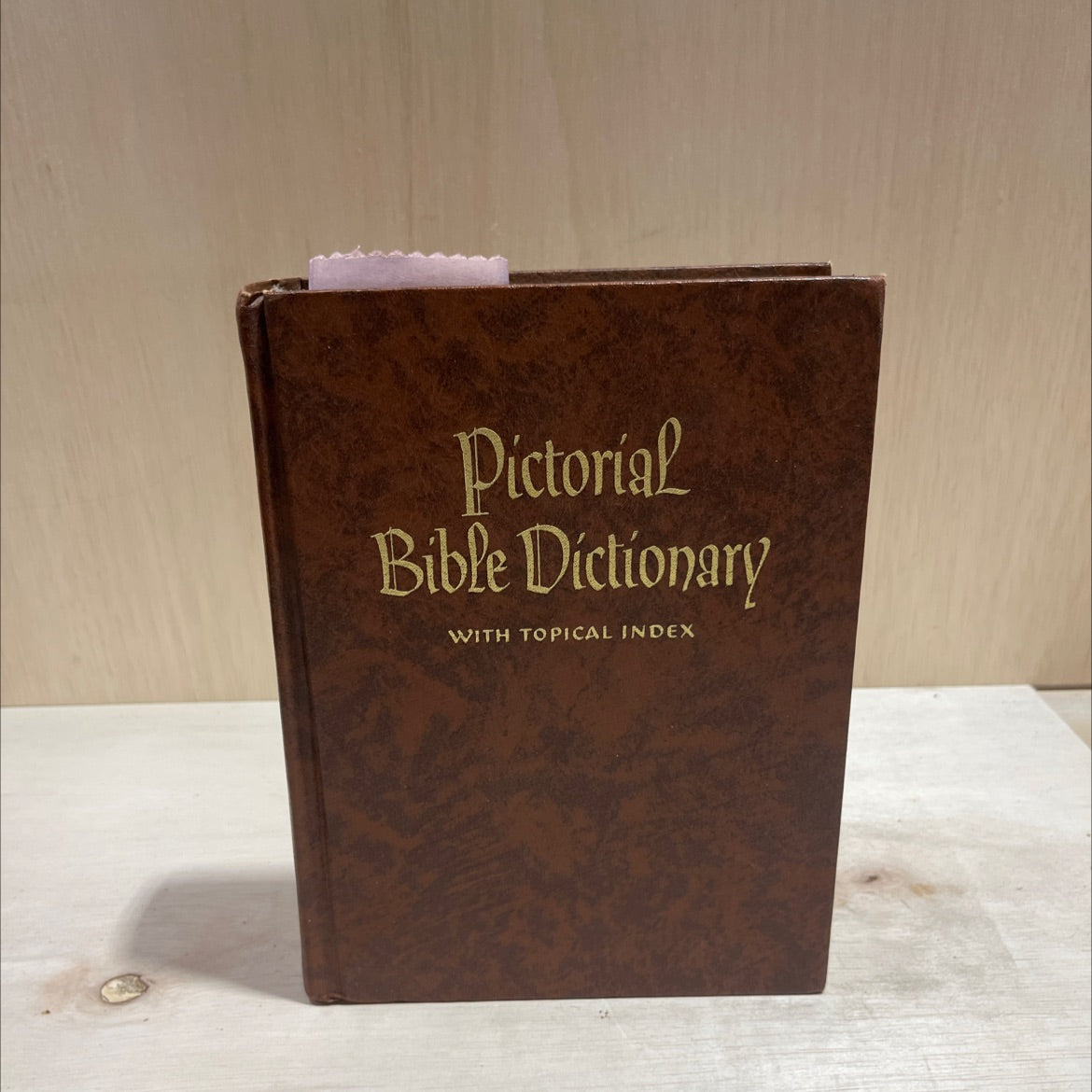 pictorial bible dictionary book, by merrill c. tenney, 1968 Hardcover image 1