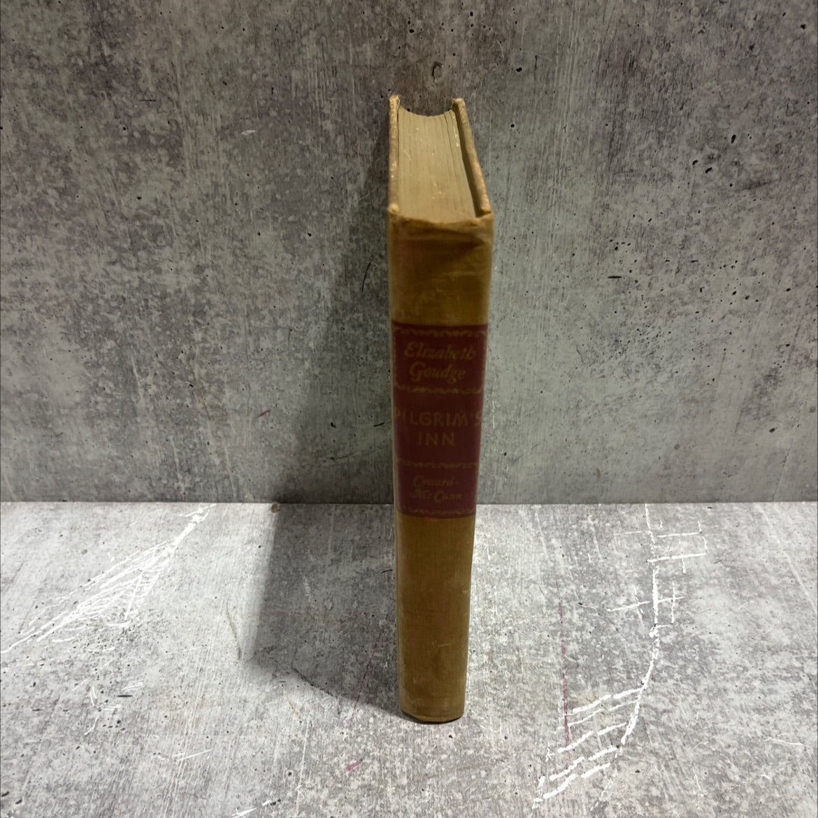 pilgrim's inn book, by elizabeth goudge, 1948 Hardcover image 4