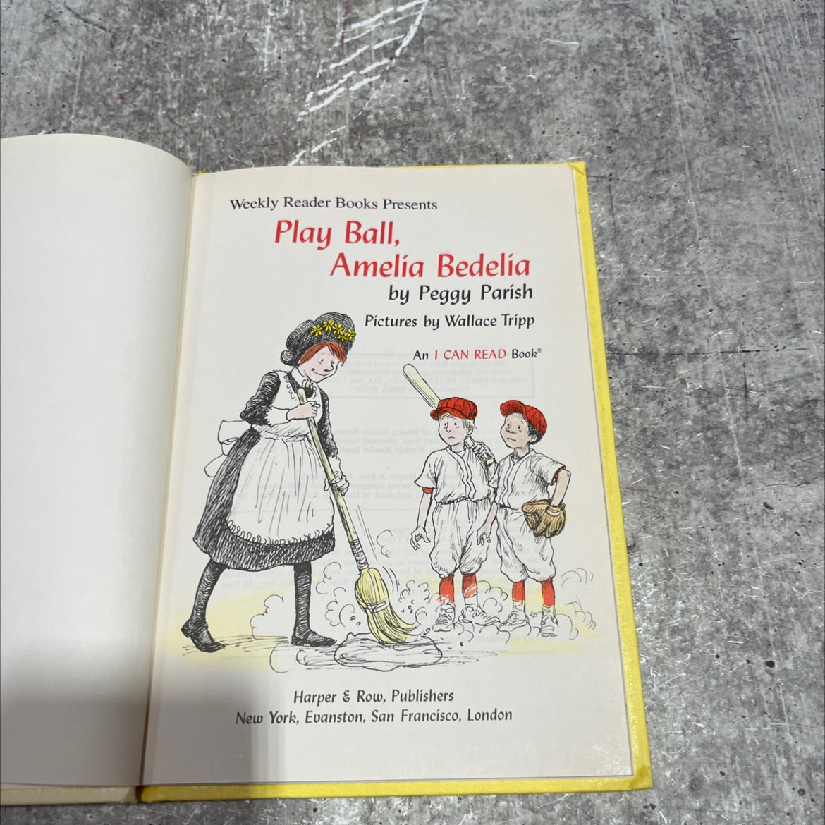 play ball, amelia bedelia book, by Peggy Parish, 1972 Hardcover image 2