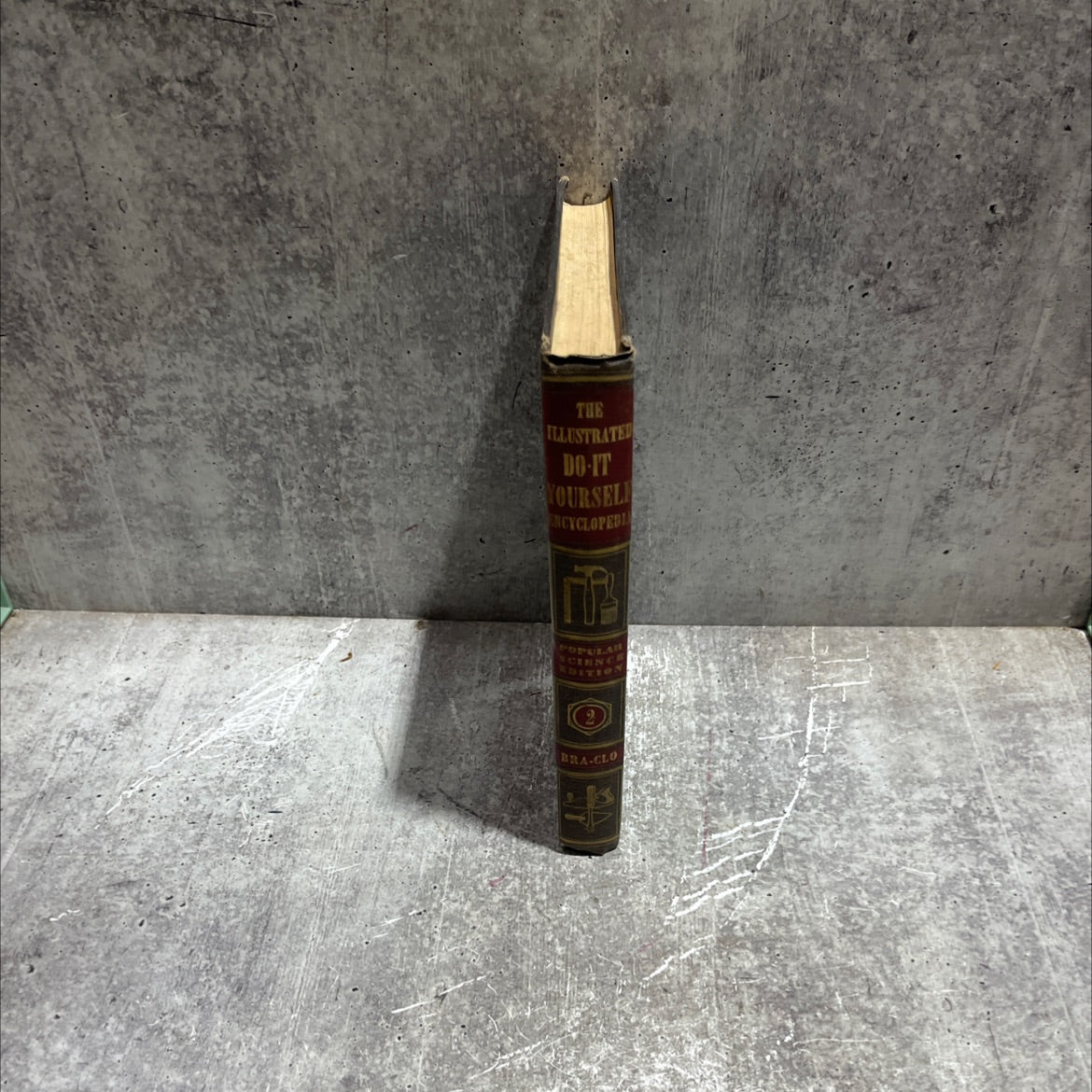 popular science do-it-yourself encyclopedia illustrated edition volume 2 book, by unknown, 1958 Hardcover image 4