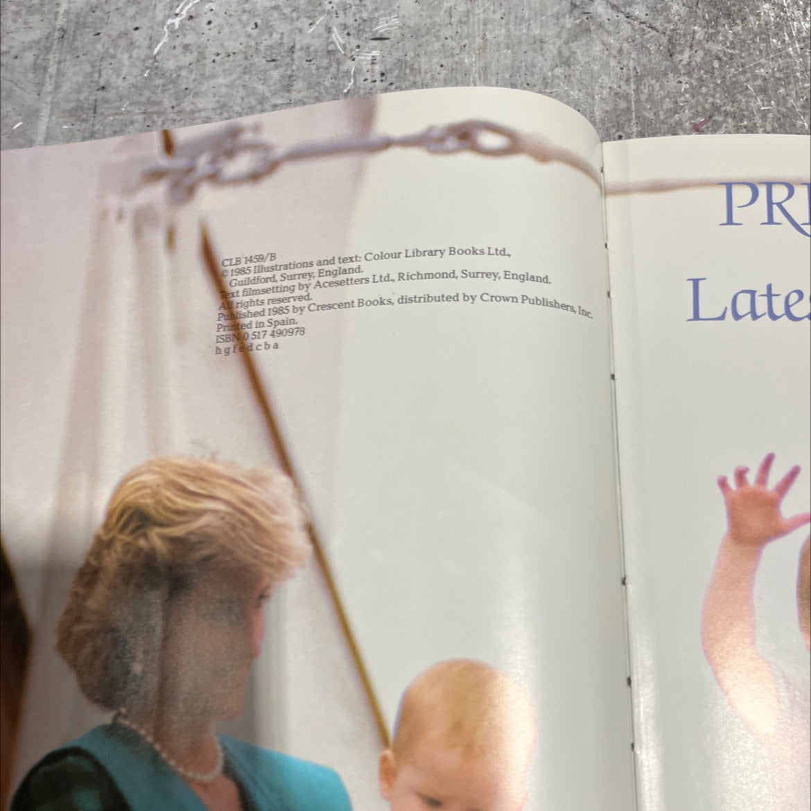 princess diana's latest fashion collection book, by unknown, 1985 Hardcover image 3