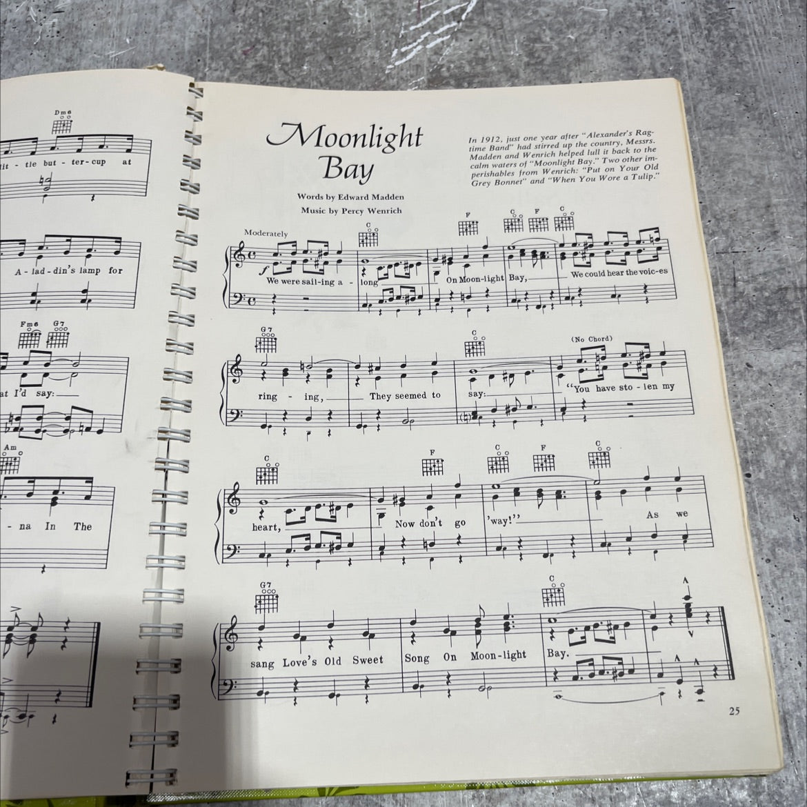 reader's digest family songbook book, by W. A. H. Birnie, Letitia B. Kehoe, William L. Simon, 1969 Hardcover image 3