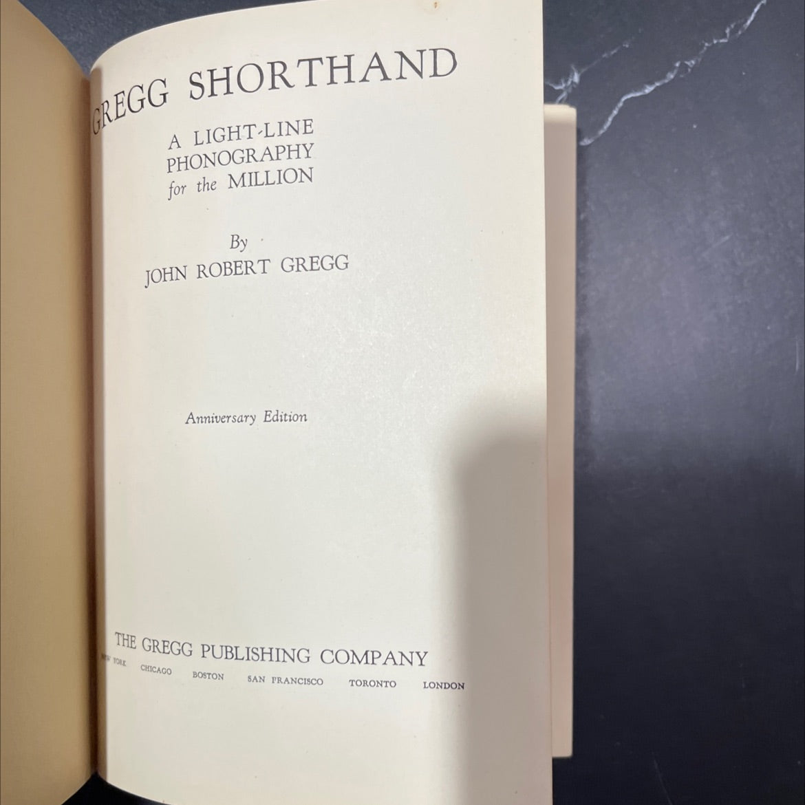 regg shorthand a light-line phonography for the million book, by john robert gregg, 1929 Hardcover image 2