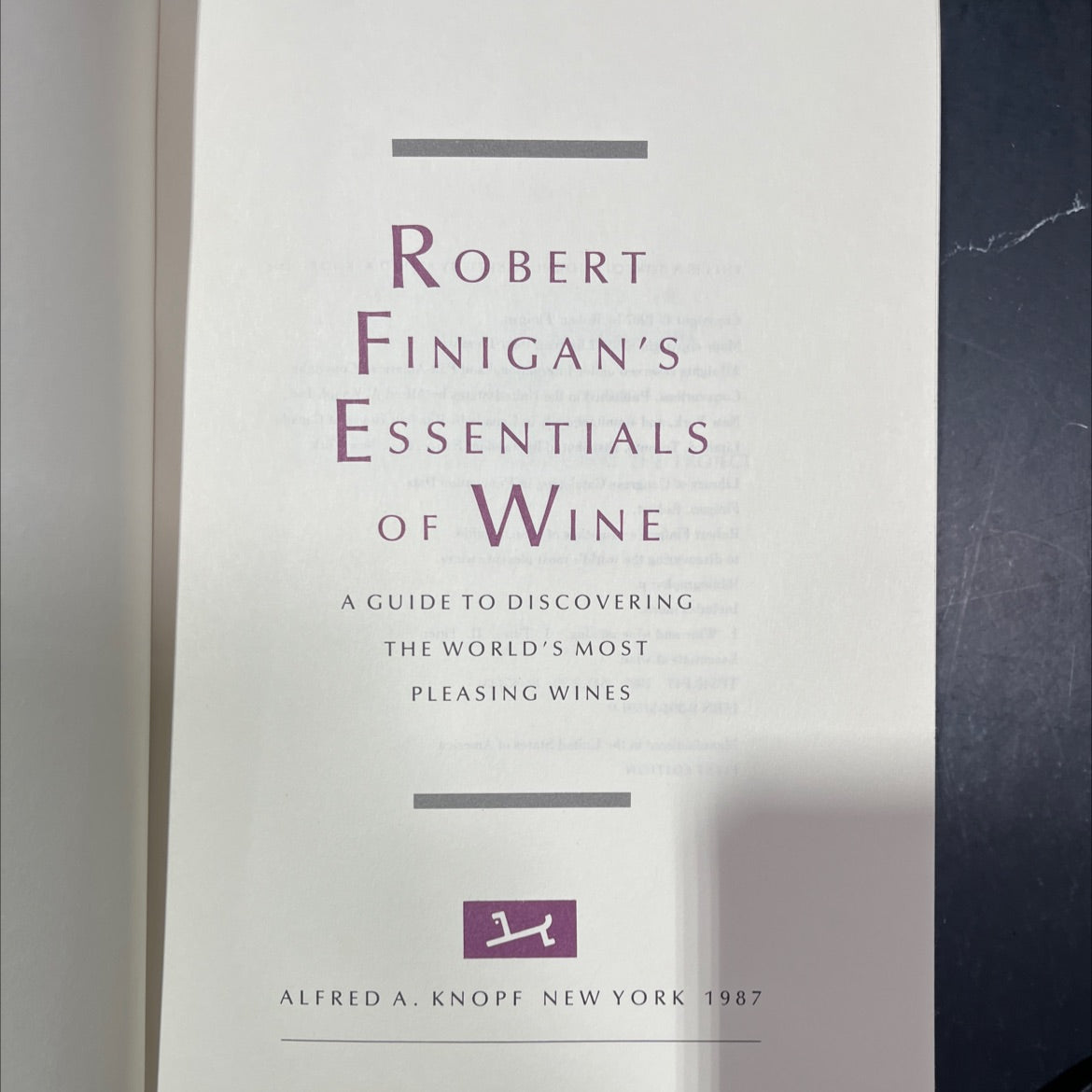 robert finigan's essentials of wine a guide to discovering the world's most pleasing wines book, by Robert Finigan, image 2