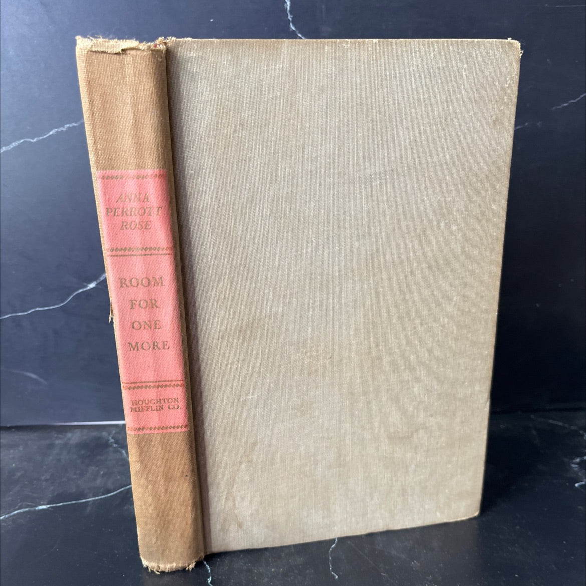 room for one more book, by Anna Perrott Rose, 1950 Hardcover, Vintage image 1