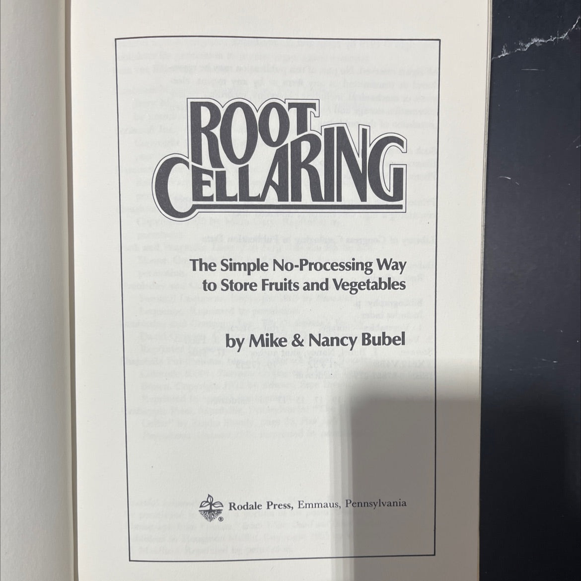 root cellaring the simple no-processing way to store fruits and vegetables book, by Mike & Nancy Bubel, 1979 Hardcover image 2