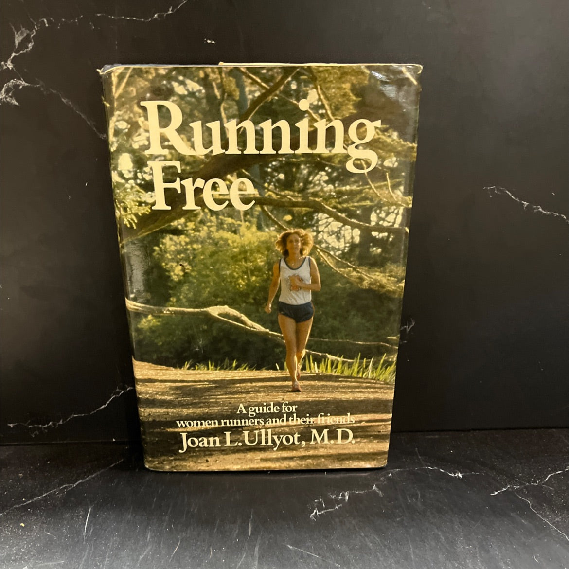 running free a book for women runners and their friends book, by joan l. ullyot, m.d., 1980 Hardcover image 1