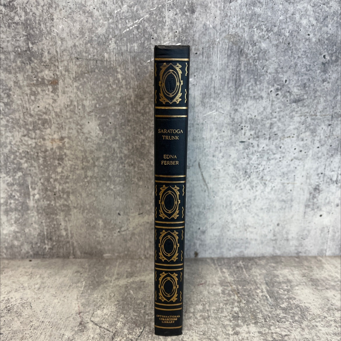 saratoga trunk book, by edna ferber, 1968 Hardcover image 4
