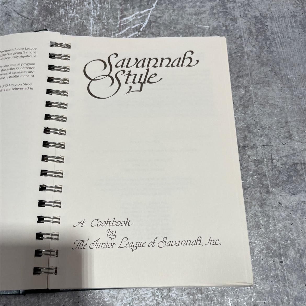 savannah a cookbook book, by the junior league of savannah, inc., 1980 Hardcover image 2