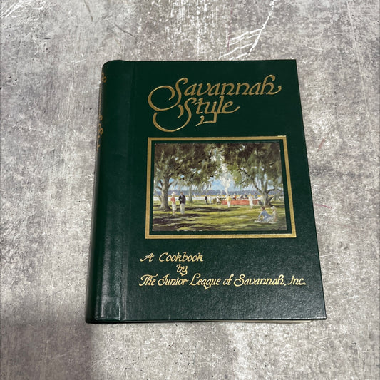 savannah a cookbook book, by the junior league of savannah, inc., 1980 Hardcover image 1