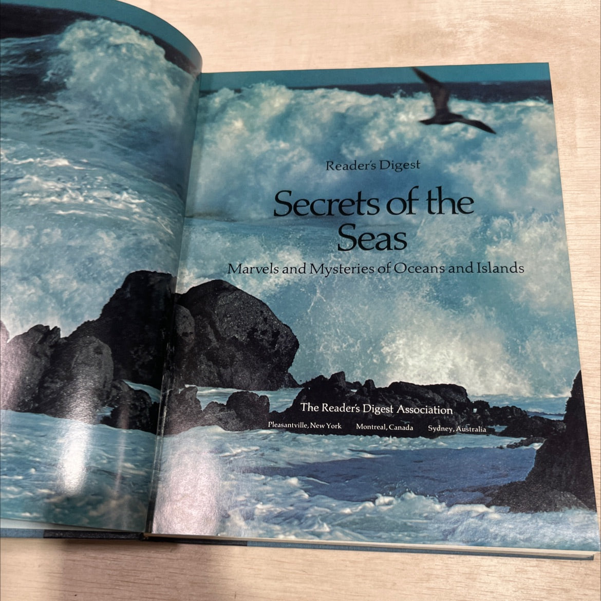 secrets of the seas marvels and mysteries of oceans and islands book, by unknown, 1972 Hardcover image 2