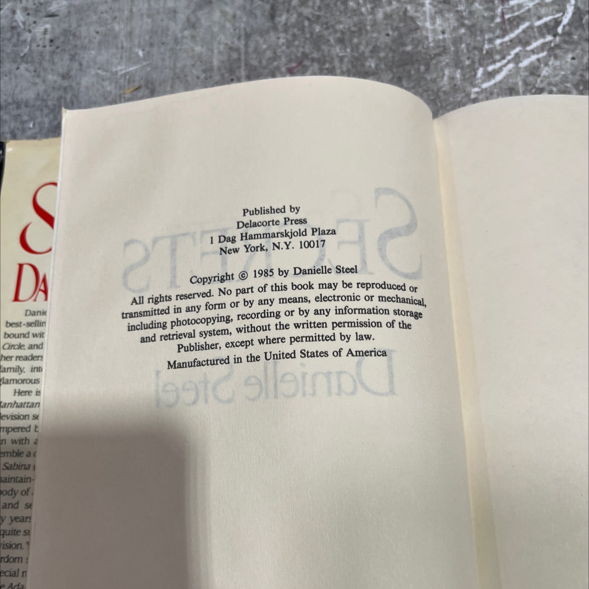 secrets book, by danielle steel, 1985 Hardcover image 3