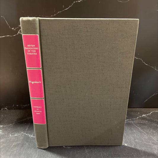 seven daughters of the theater book, by edward wagenknecht, 1964 Hardcover image 1