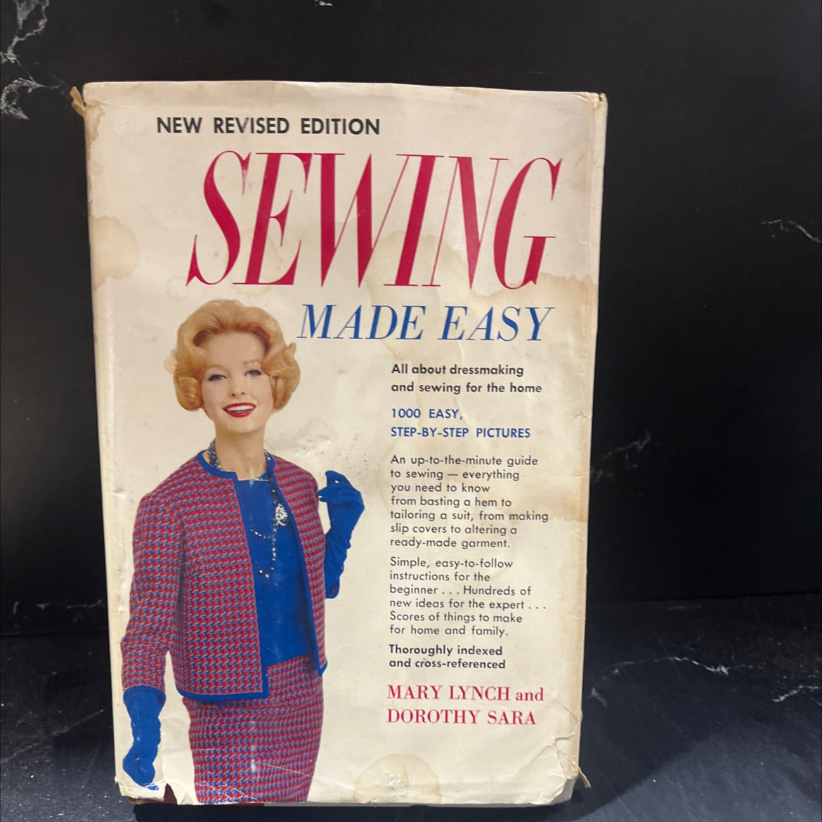 sewing made easy the most becoming book, by mary lynch and dorothy sara, 1960 Hardcover image 1
