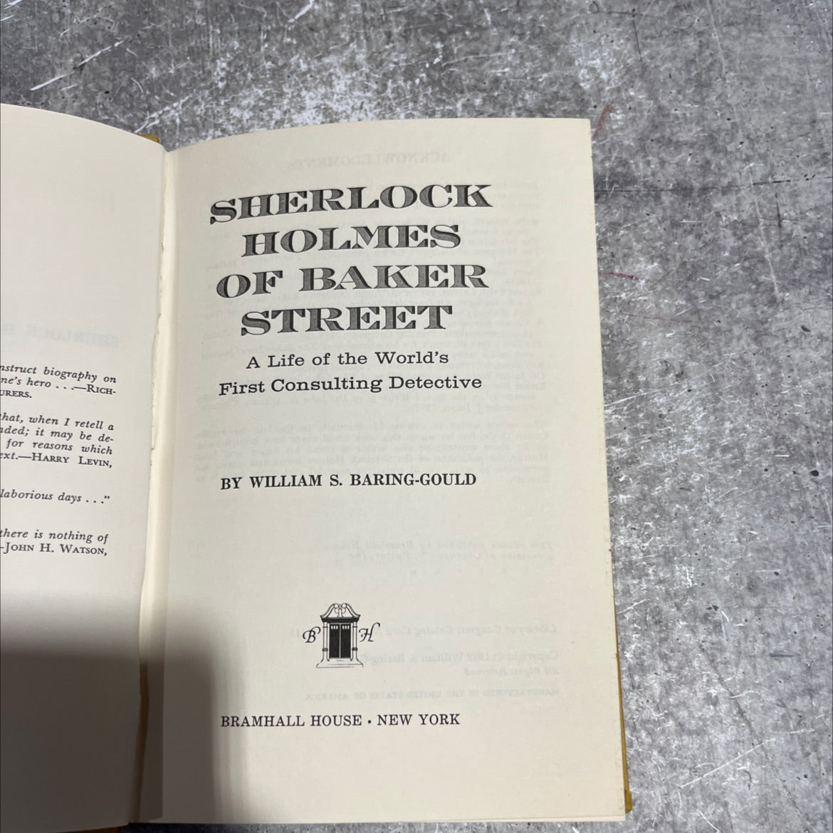 sherlock holmes of baker street a life of the world's first consulting detective book, by william s. baring-gould, 1962 image 2