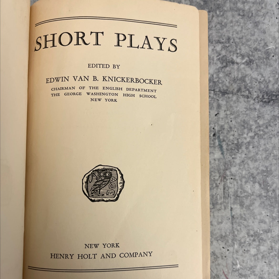 short plays book, by edwin van b. knickerbocker, 1931 Hardcover image 2