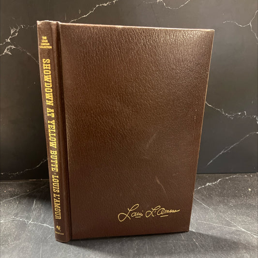 showdown at yellow butte book, by louis l'amour, 1985 Leather image 1
