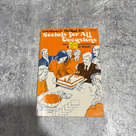 socials for all occasions book, by mildred wade, 1980 Paperback image 1
