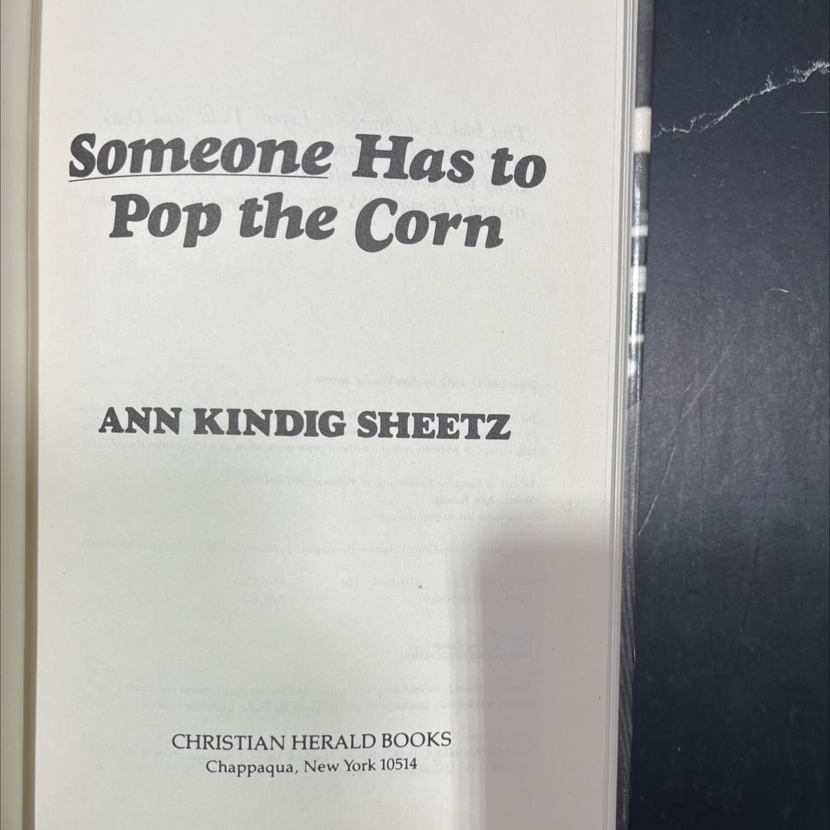 someone has to pop the corn book, by ann kindig sheetz, 1981 Hardcover image 2