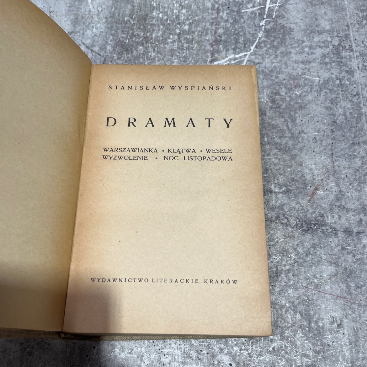 stanisław wyspiański dramas warszawianka klątwa • wesele wyzwolenie noc listopadowa book, by stanisław wyspiański, 1970 image 2