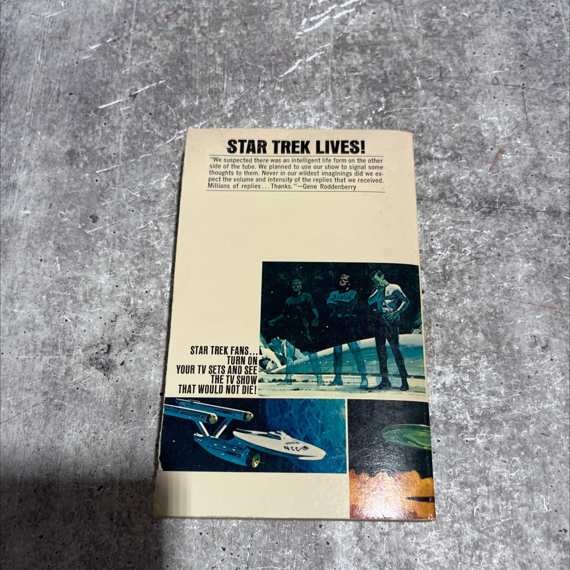 star trek lives! book, by Jacqueline Lichtenberg, Sondra Marshak, Joan Winston, 1975 Paperback image 4
