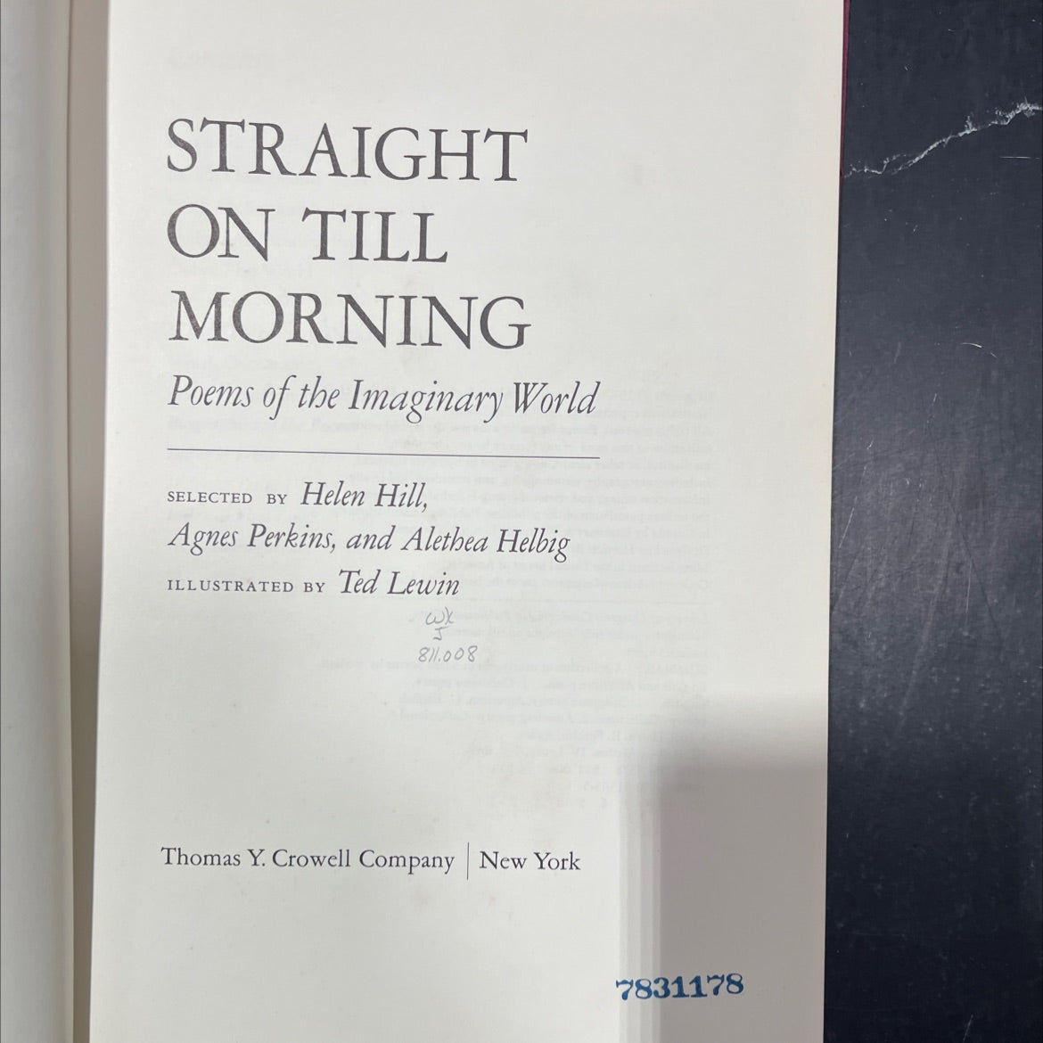 straight on till morning book, by Helen Hill, Agnes Perkins, Alethea Helbig, 1977 Hardcover image 2