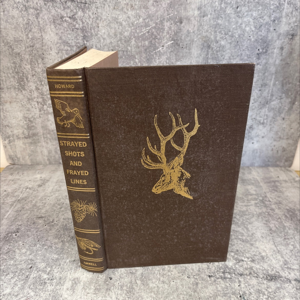 strayed shots and frayed lines being classics of american sporting humor book, by john e. howard, 1982 Hardcover image 1