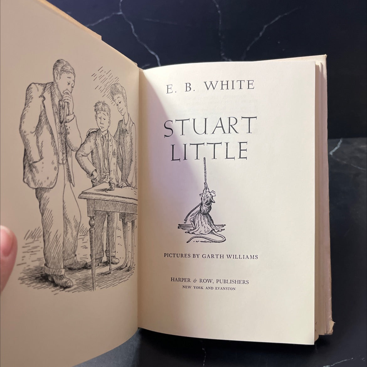 stuart little book, by e. b. white, 1945 Hardcover image 2