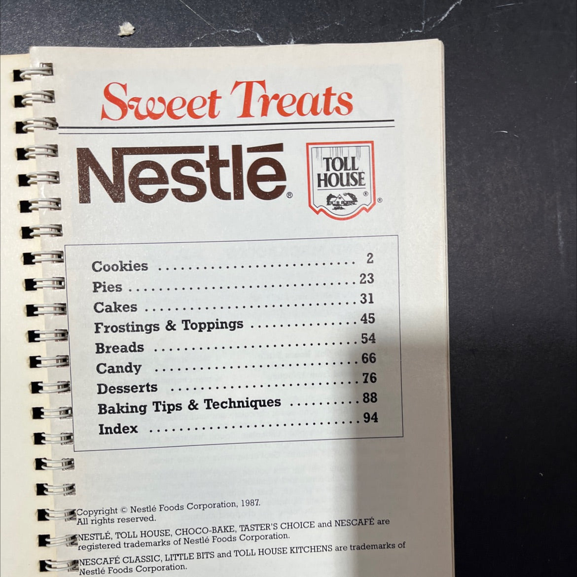 sweet treats nestle toll house cookies book, by unknown, 1987 Paperback image 2
