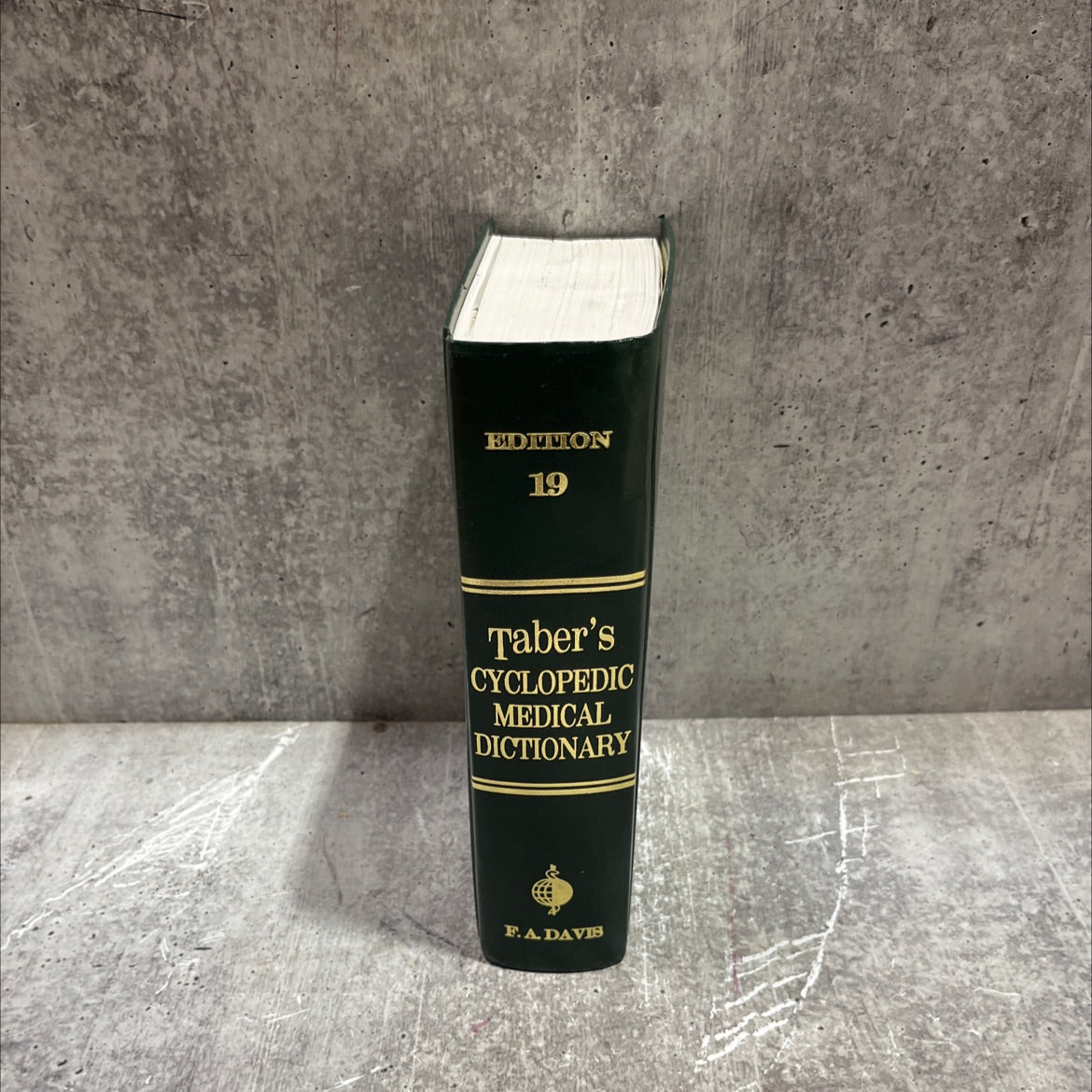 taber's cyclopedic medical dictionary book, by donald venes, clayton l. thomas, 2001 Hardcover image 4