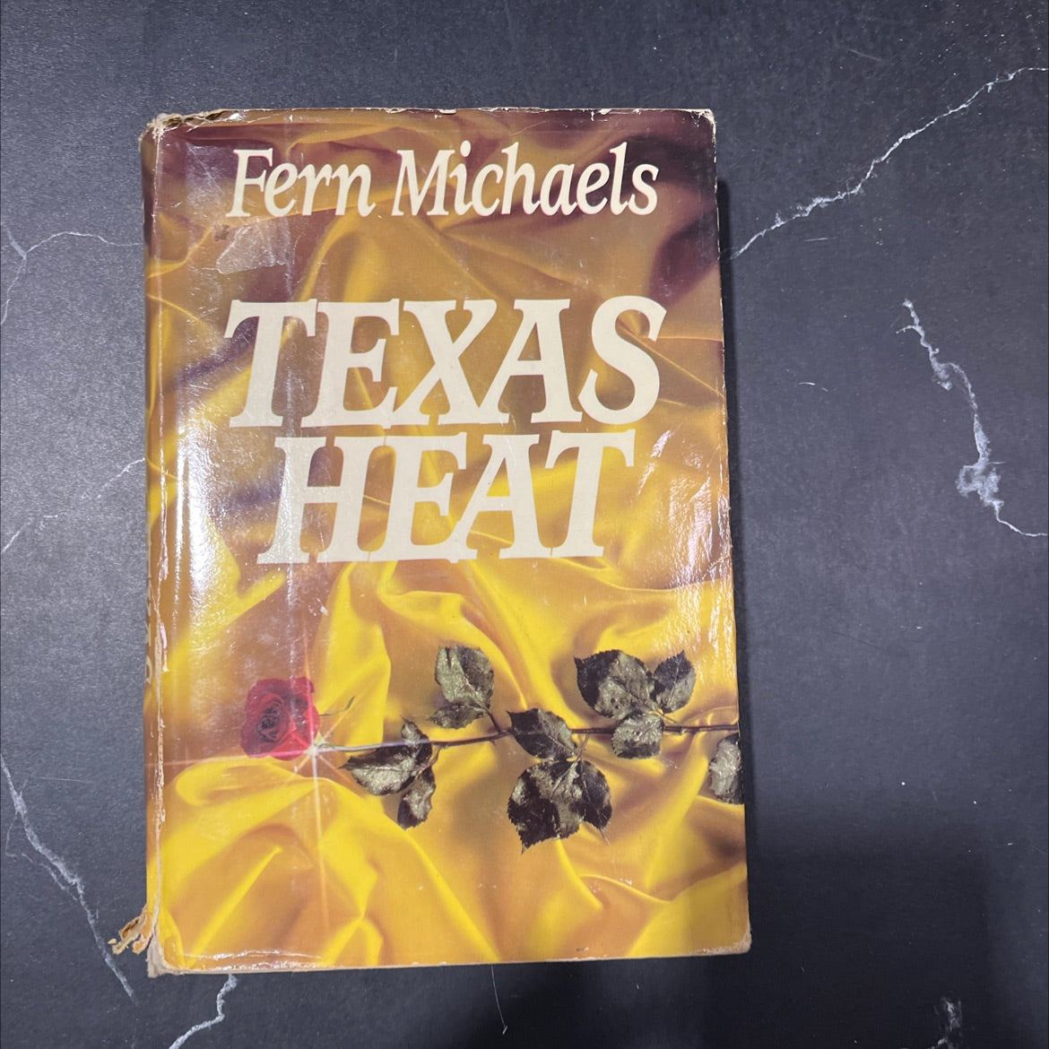 texas heat book, by fern michaels, 1986 Hardcover image 1