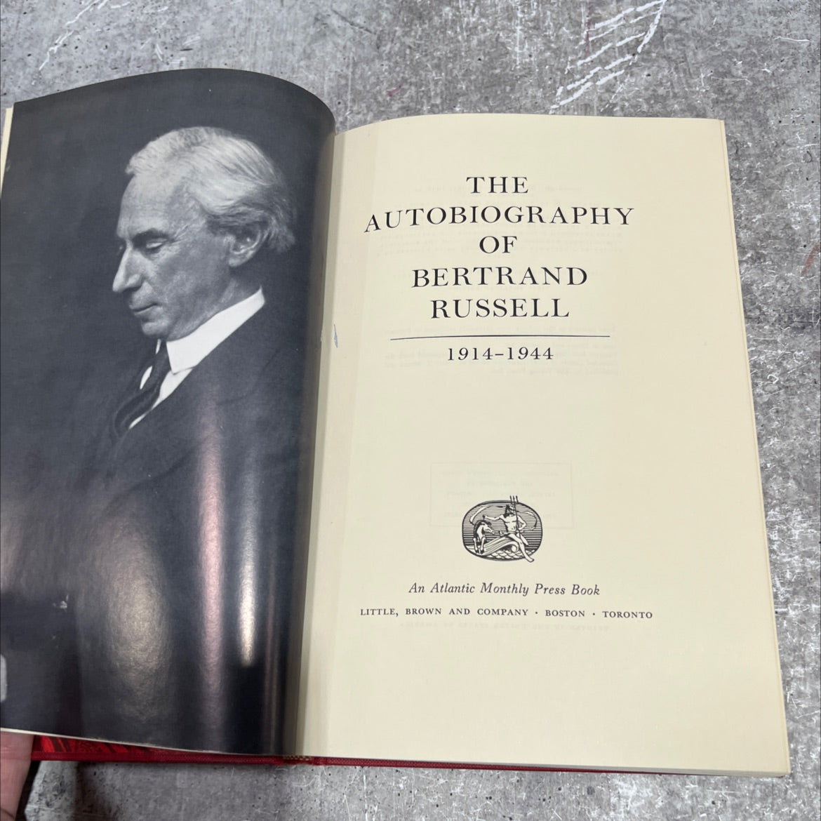 the autobiography of bertrand russell 1914-1944 book, by bertrand russell, 1968 Hardcover image 2