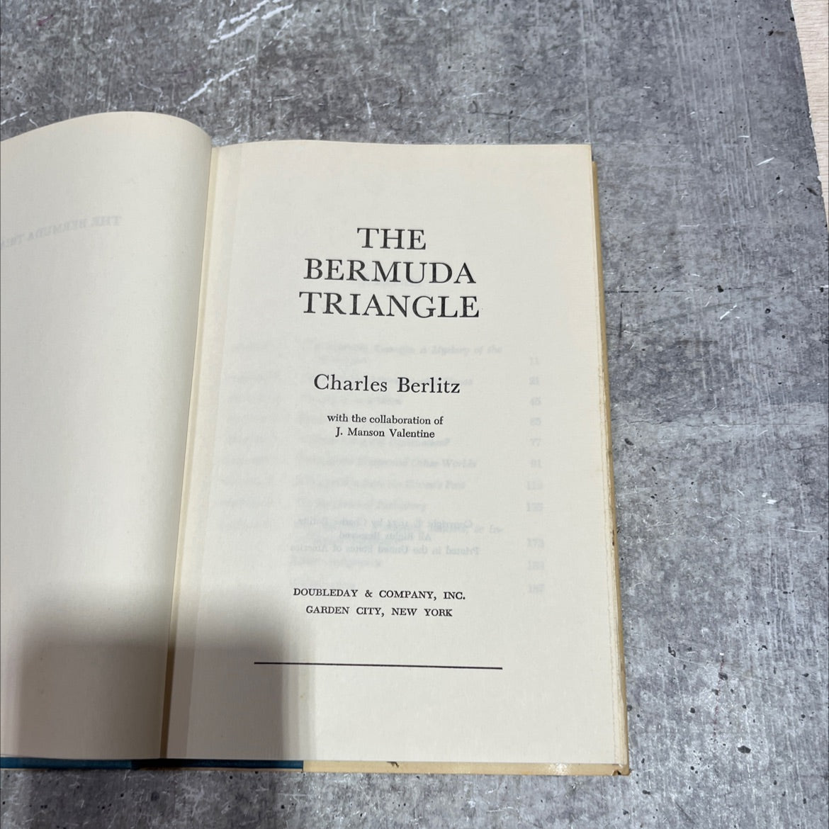 the bermuda triangle book, by charles berlitz, 1974 Hardcover image 2