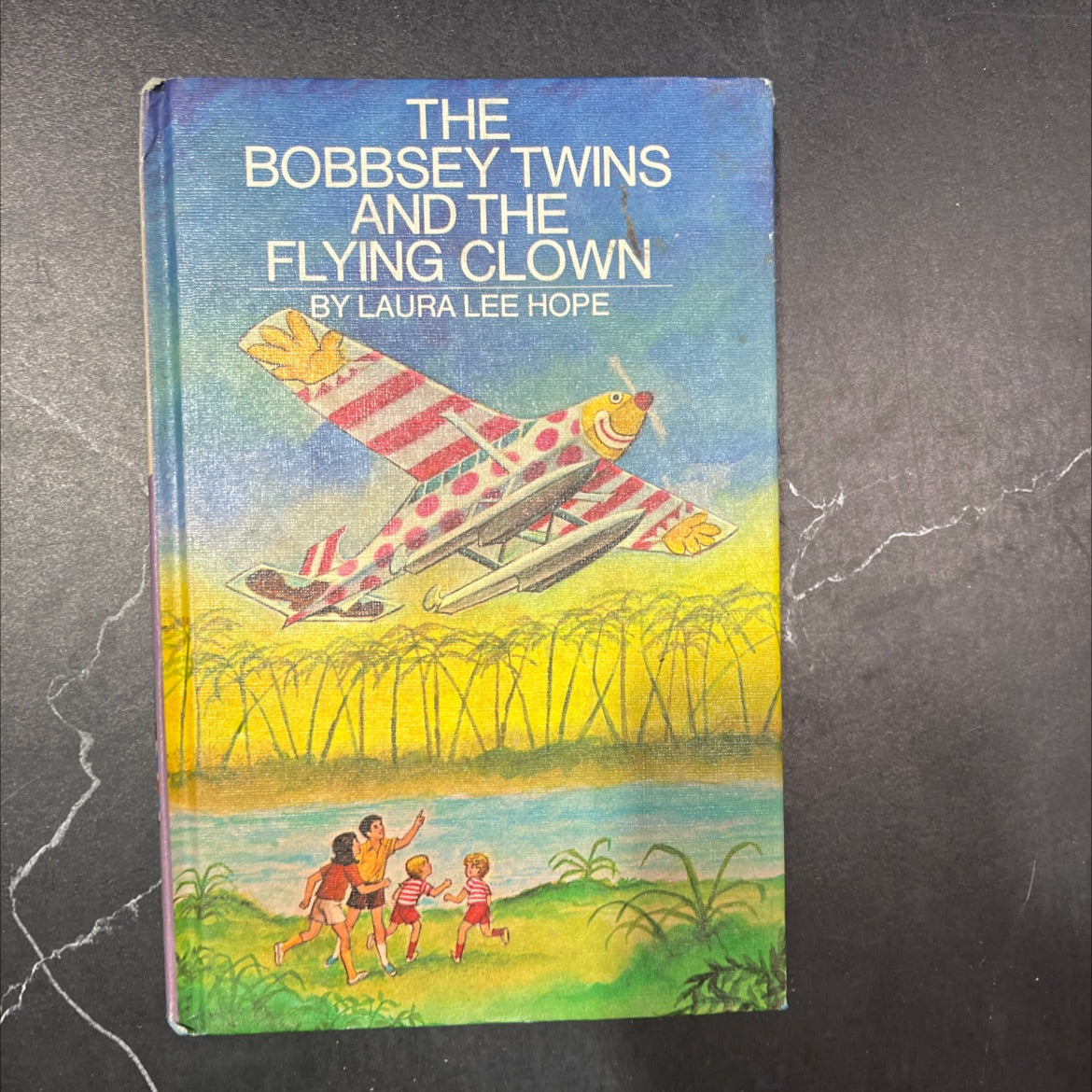 the bobbsey twins and the flying clown book, by laura lee hope, 1974 Hardcover image 1