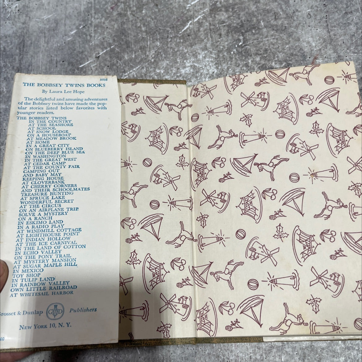 the bobbsey twins on an airplane trip book, by laura lee hope, 1933 Hardcover image 4