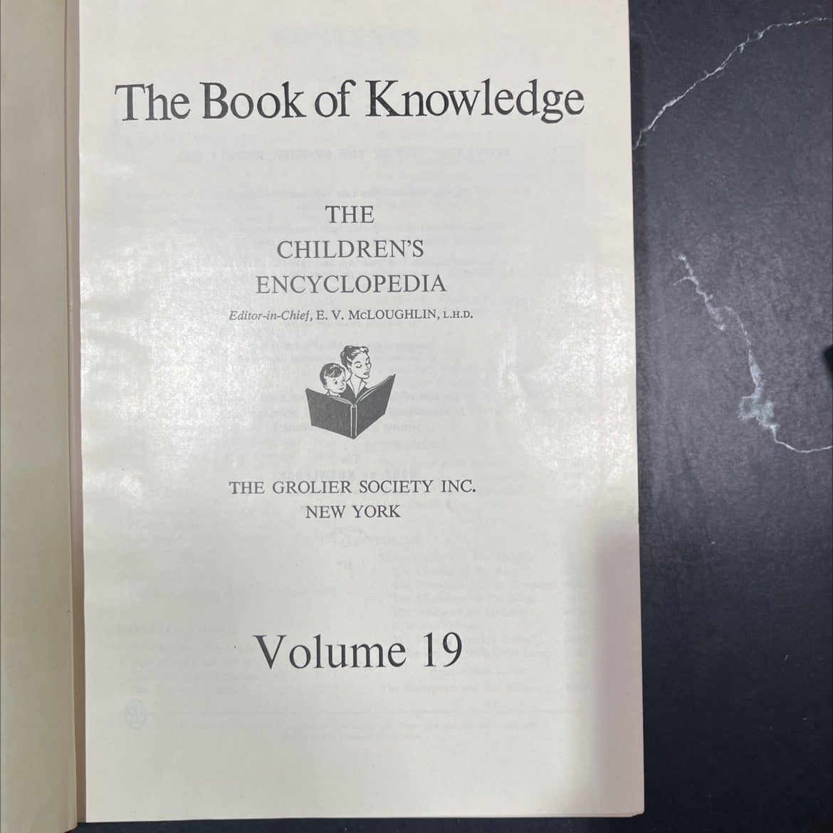 the book of knowledge the children's encyclopedia book, by e. v. mcloughlin, 1953 Hardcover image 2