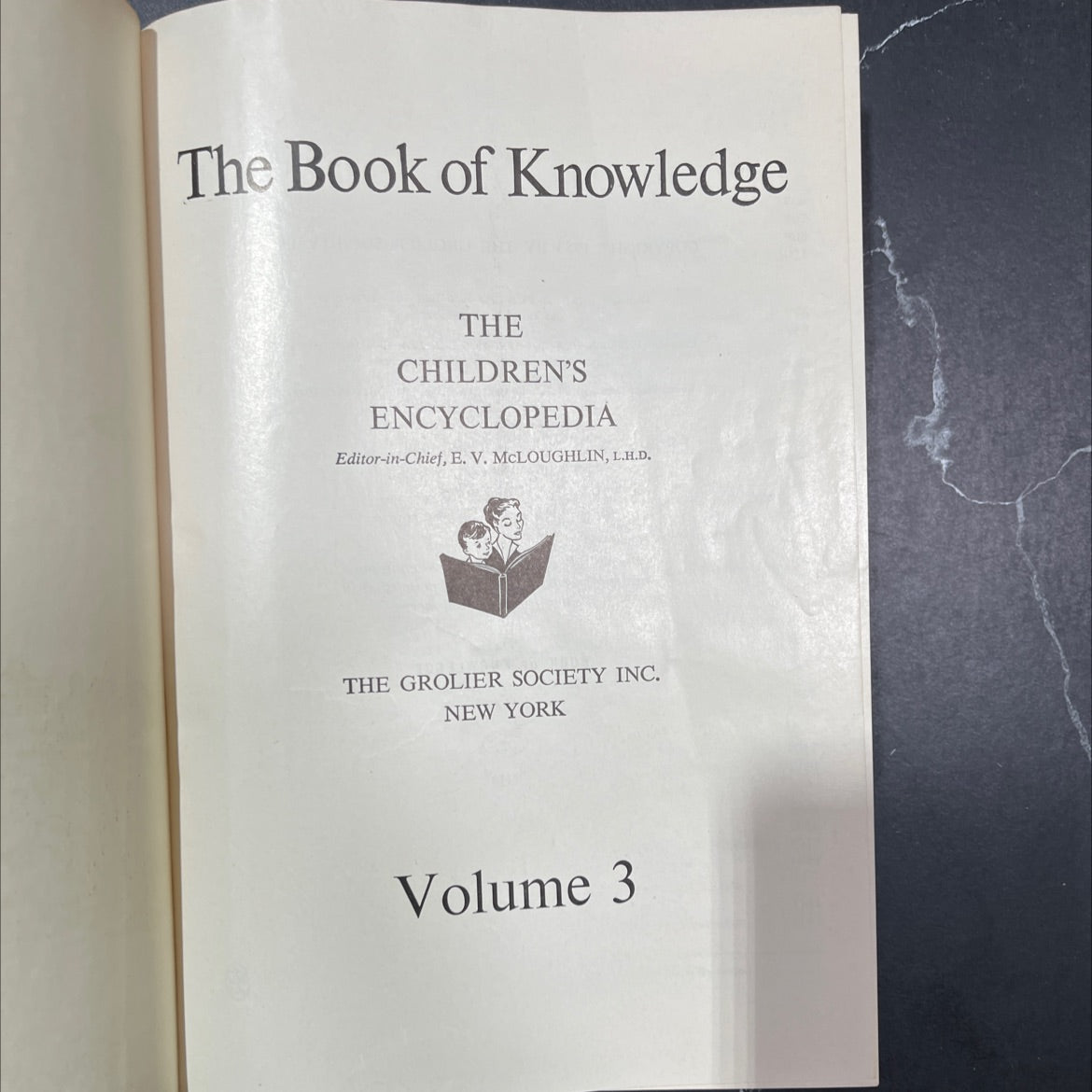 the book of knowledge the children's encyclopedia book, by E. V. McLoughlin, 1953 Hardcover image 2