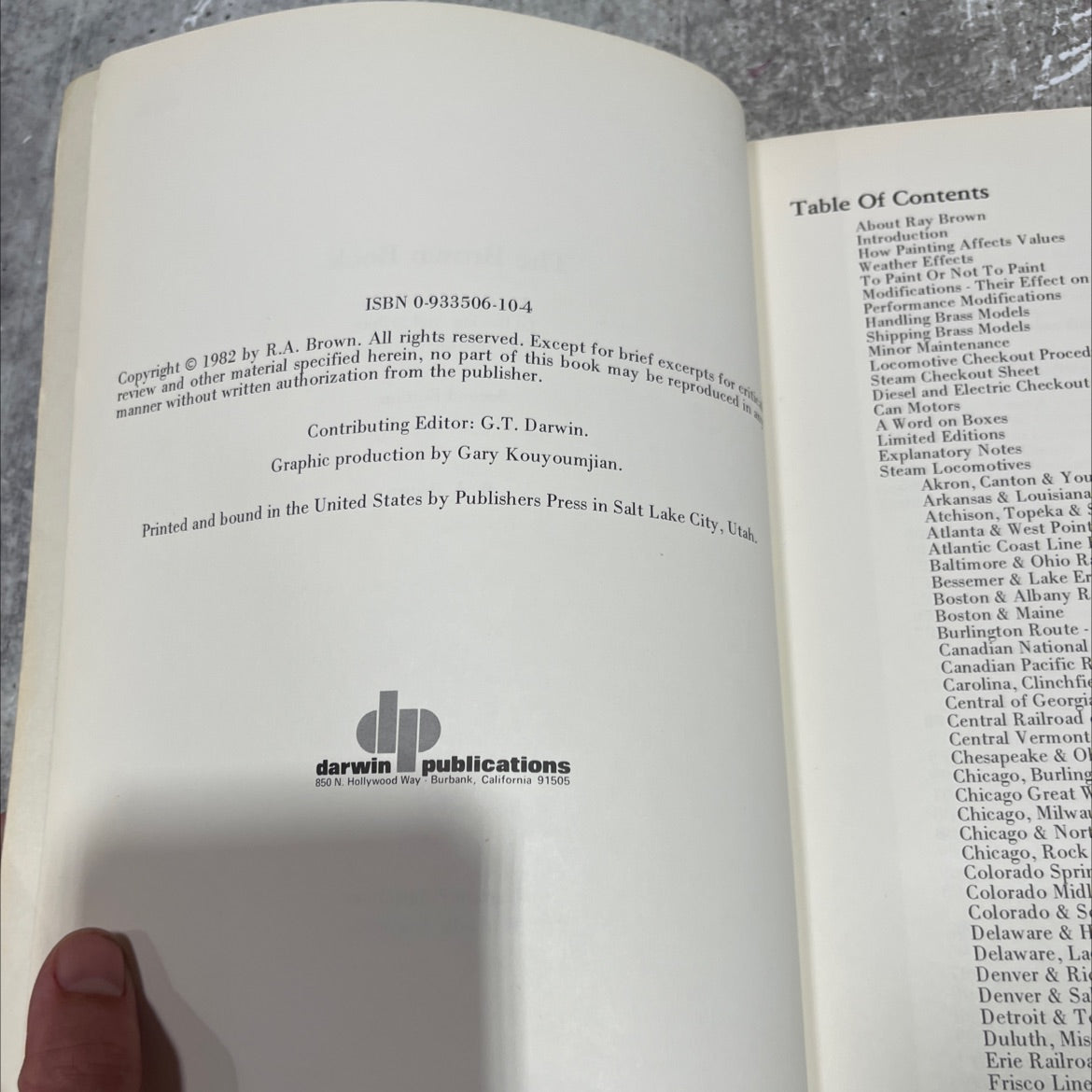 the brown book the complete guide to buying and selling ho brass locomotives second edition book, by r. a. brown, 1982 image 3