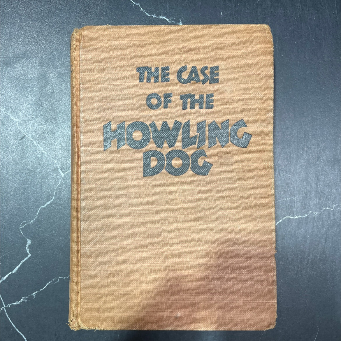 the case of the howling dog book, by erle stanley gardner, 1946 Hardcover image 1