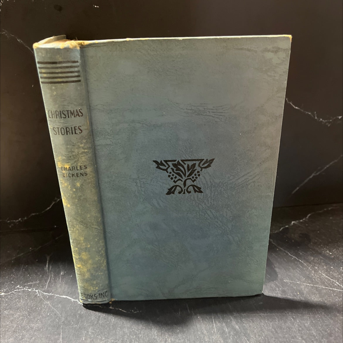 the chimes a goblin story nf some bells that rang an old year out and a new year in book, by Charles Dickens, 1970 image 1