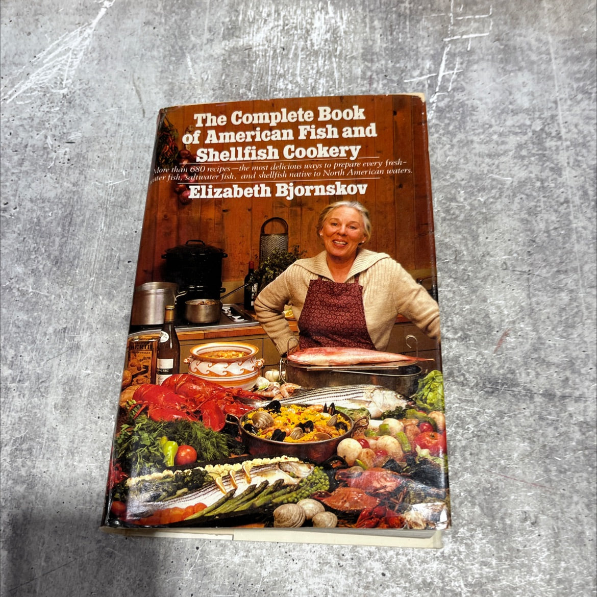 the complete book of american fish and shellfish cookery book, by Elizabeth Bjornskov, 1984 Hardcover image 1