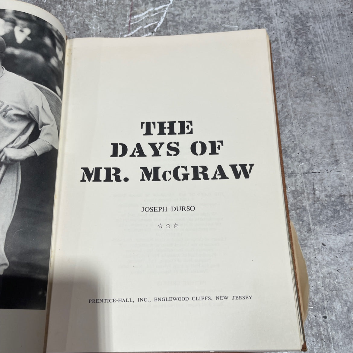 the days of mr. mcgraw book, by joseph durso, 1969 Hardcover image 2