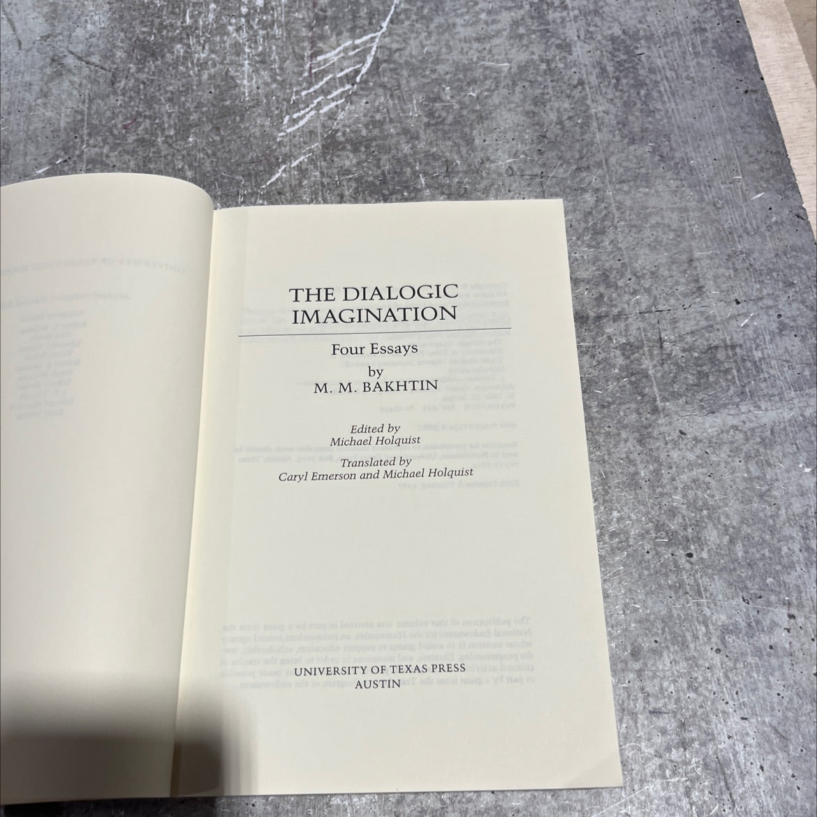 the dialogic imagination book, by m. m. bakhtin, 1981 Paperback image 2
