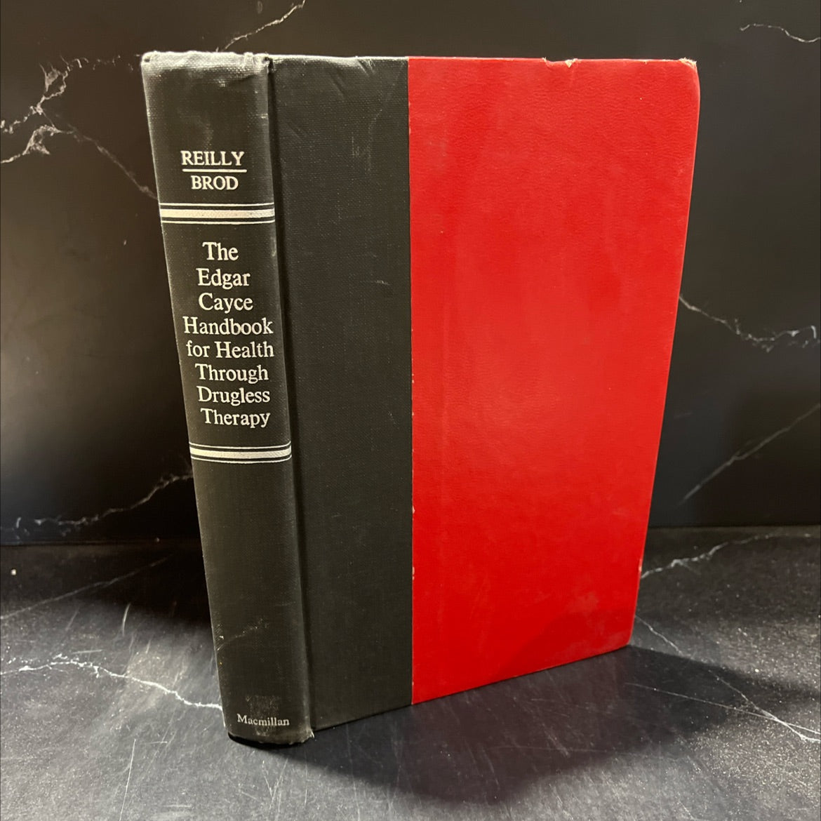 the edgar cayce handbook for health through drugless therapy book, by harold j. reilly, ruth hagy brod, 1975 Hardcover image 1