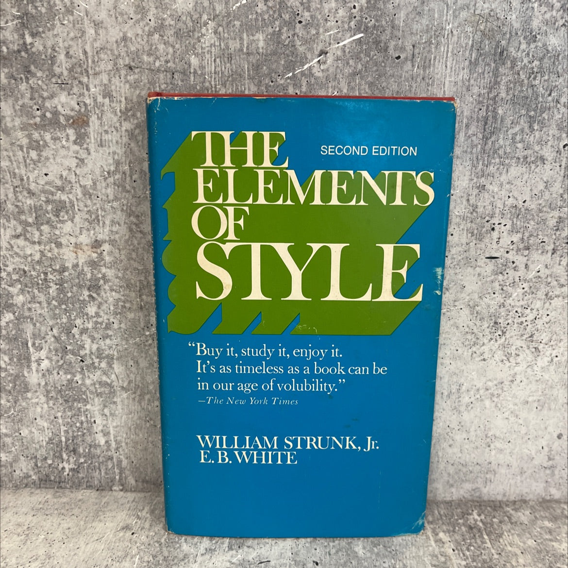 the elements of style book, by william strunk, jr., 1972 Hardcover image 1