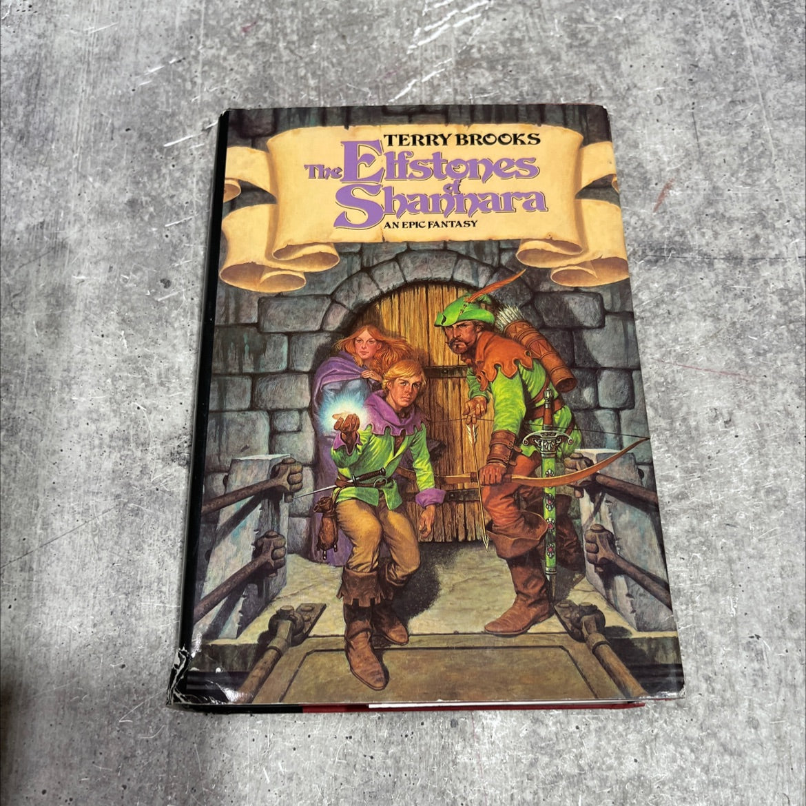 the elfstones shannara book, by terry brooks, 1982 Hardcover image 1