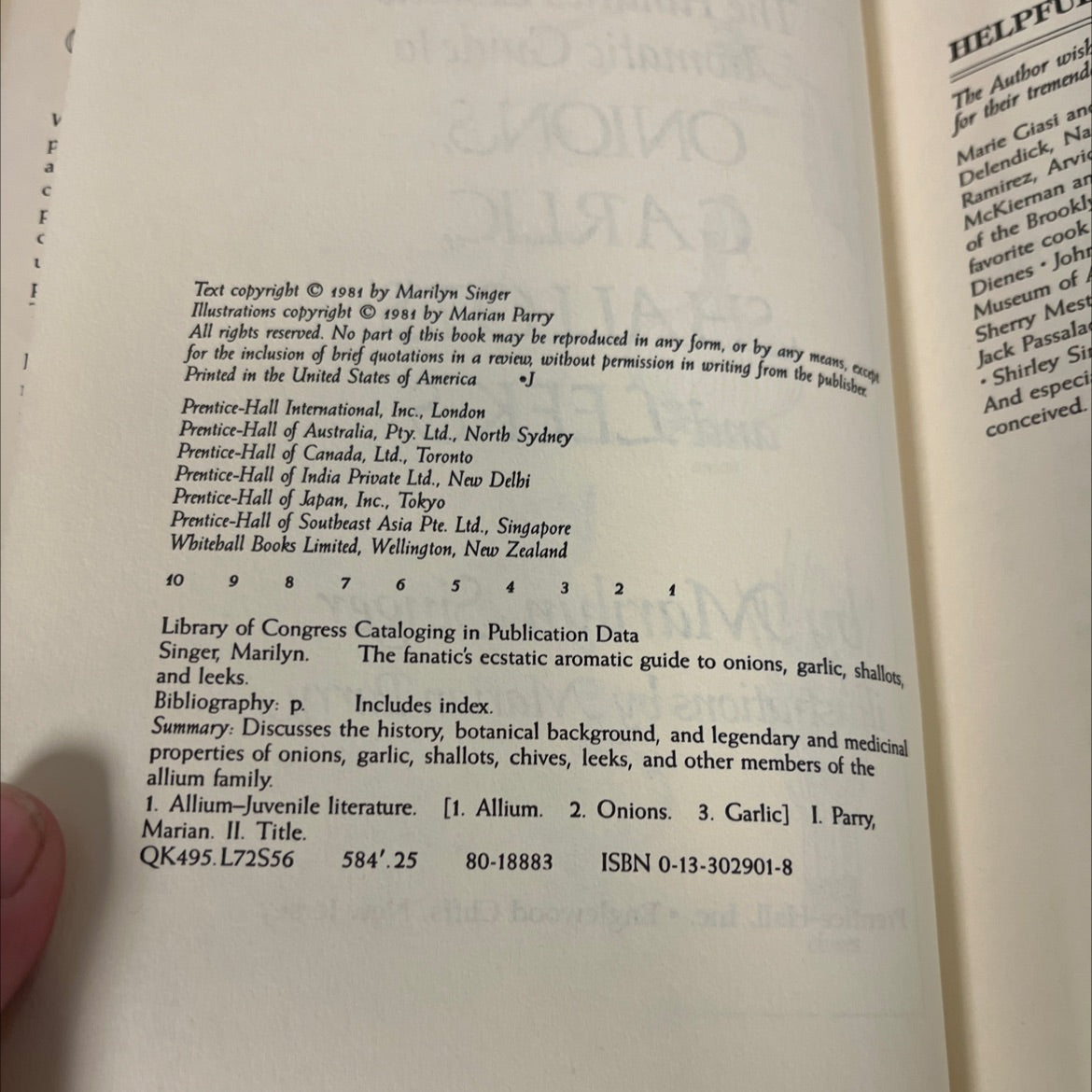 the fanatic's ecstatic aromatic guide to onions garlic shallots and leeks book, by Marilyn Singer, 1981 Hardcover image 3