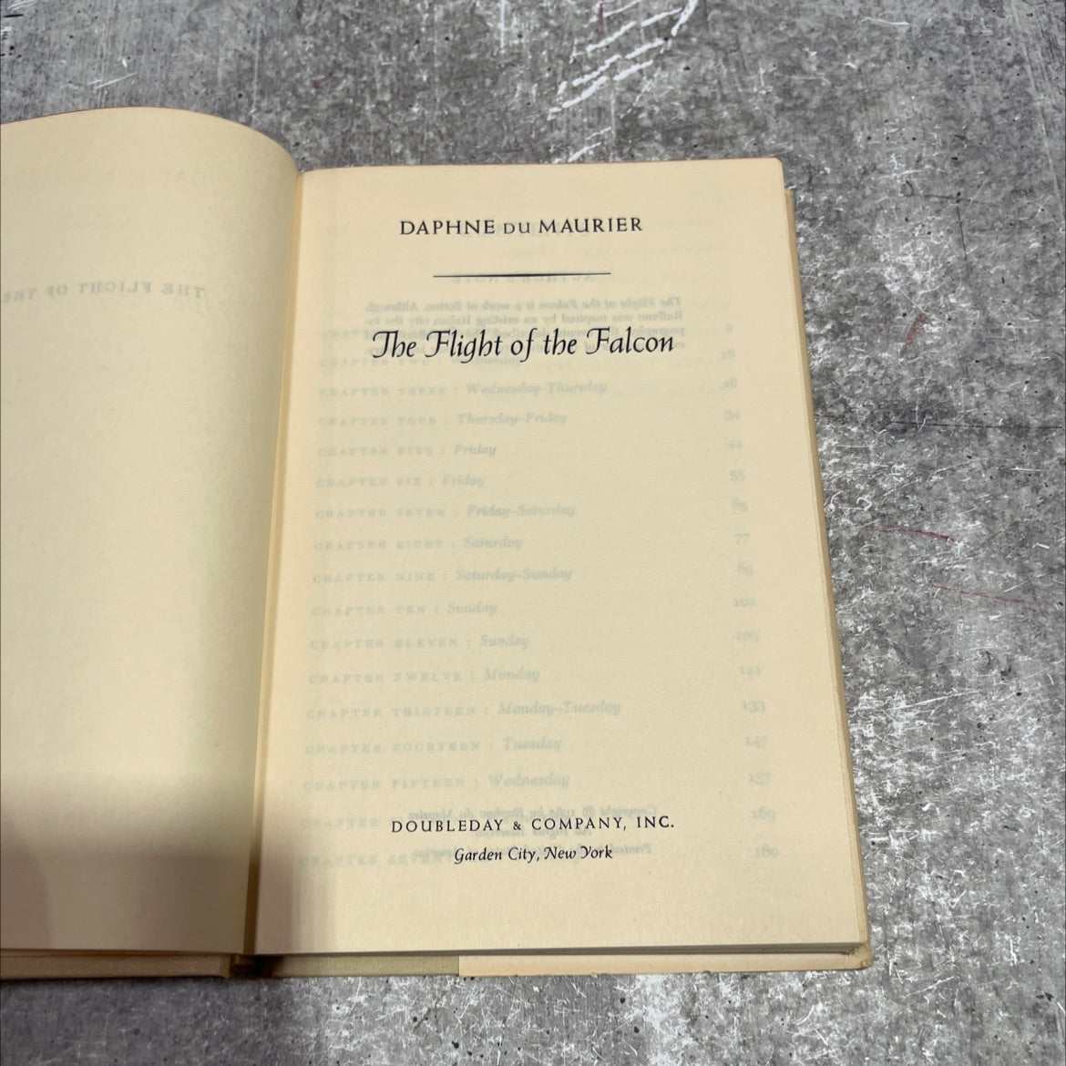 the flight of the falcon book, by daphne du maurier, 1965 Hardcover image 2