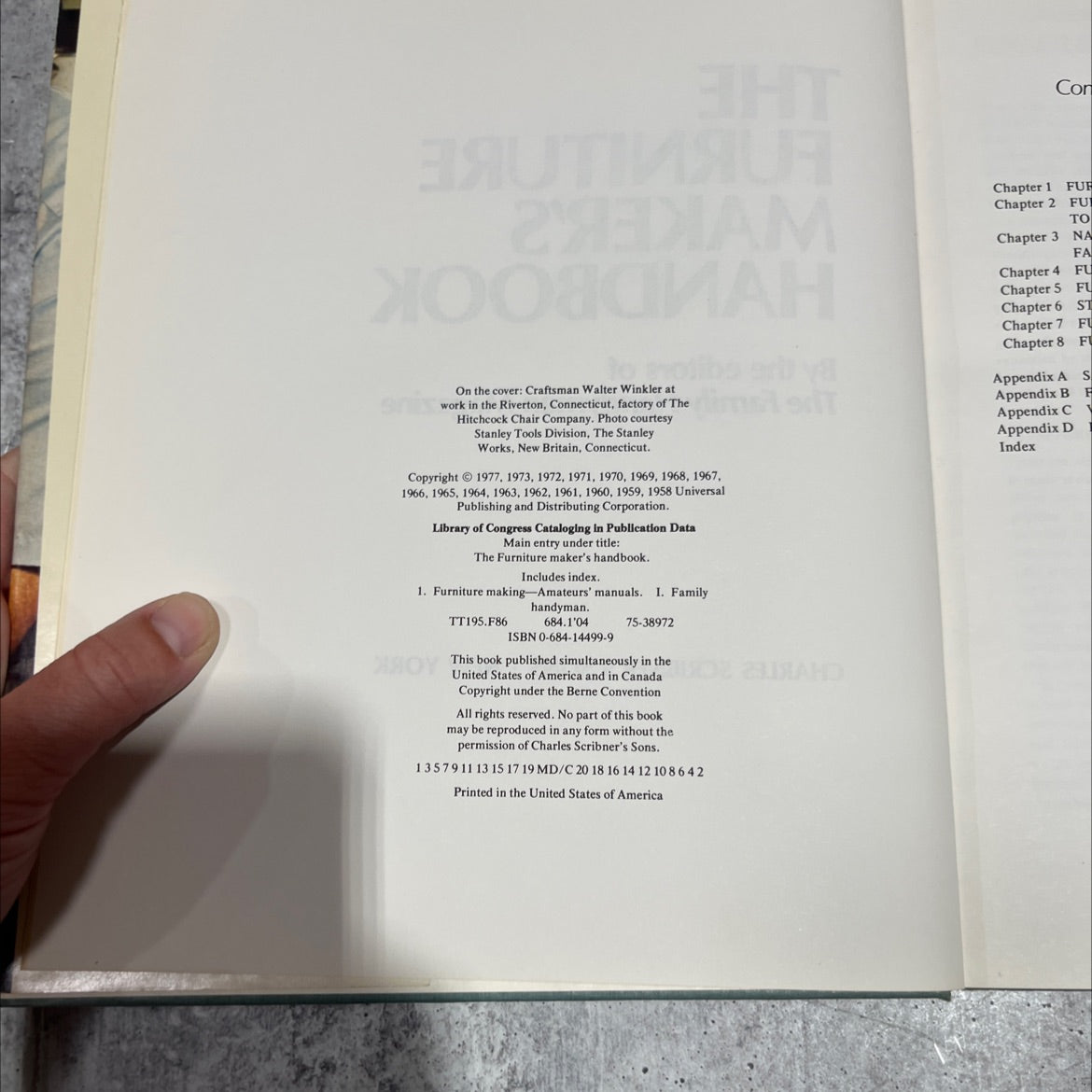 the furniture maker's handbook book, by editors of the family handyman magazine, 1977 Hardcover image 3