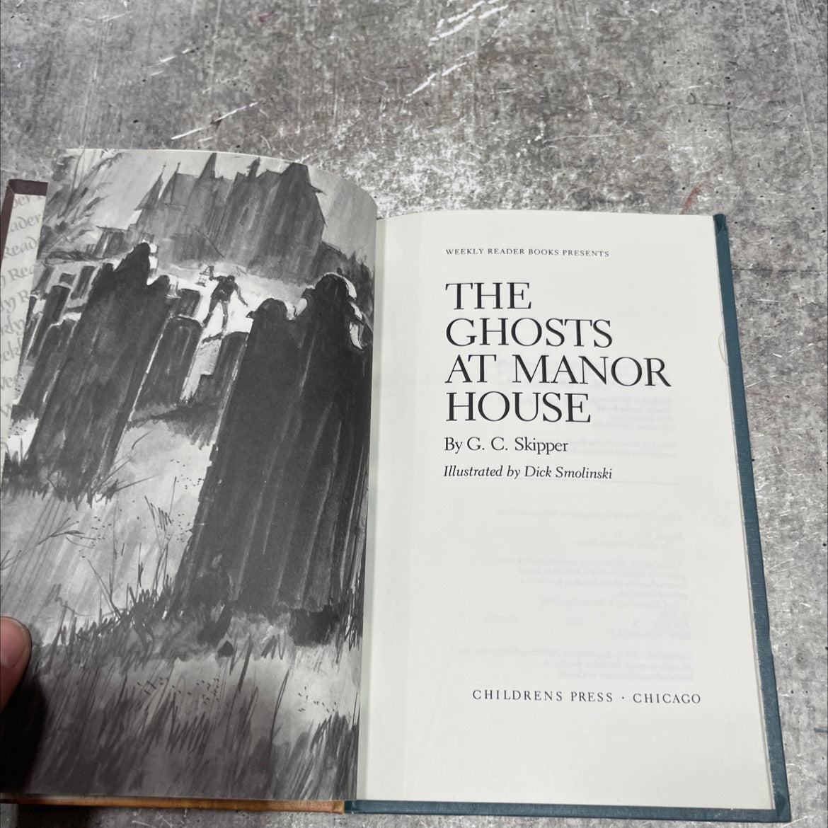 the ghosts at manor house book, by g. c. skipper, 1978 Hardcover image 2